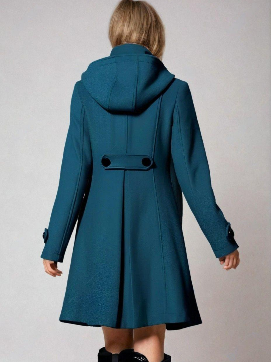 Belgravia - Funnel-Neck Mantel
