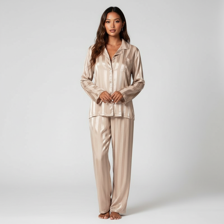 Elegantes Satin-Lounge-Set für Damen mit Knopfleiste und bequemen Hosen