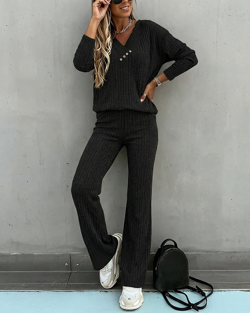 Frauen Rippstrick Lounge Set mit V-Ausschnitt Top und Hose