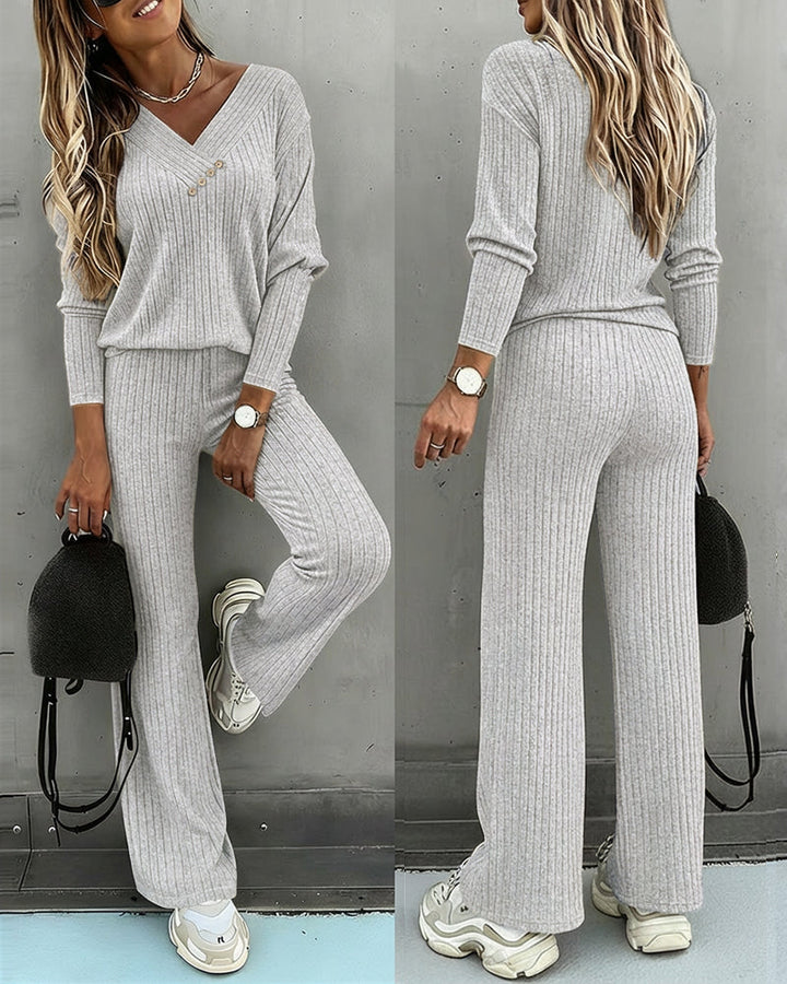 Frauen Rippstrick Lounge Set mit V-Ausschnitt Top und Hose