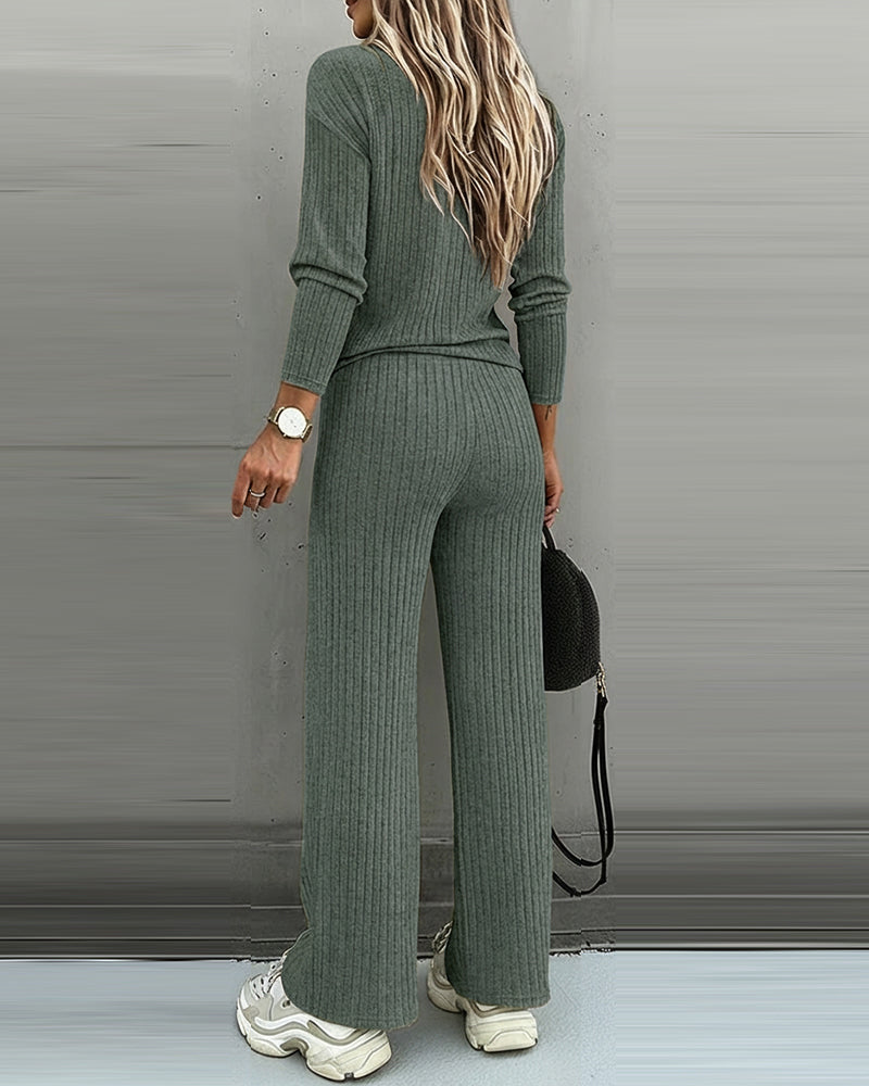 Frauen Rippstrick Lounge Set mit V-Ausschnitt Top und Hose