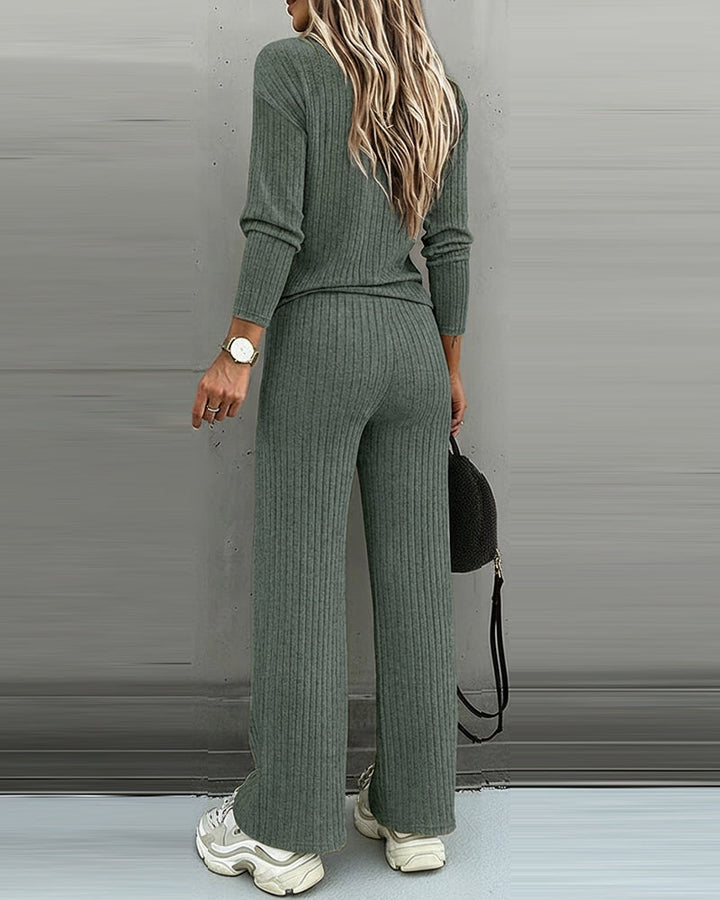 Frauen Rippstrick Lounge Set mit V-Ausschnitt Top und Hose