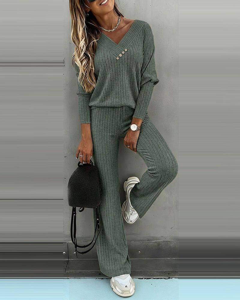 Frauen Rippstrick Lounge Set mit V-Ausschnitt Top und Hose