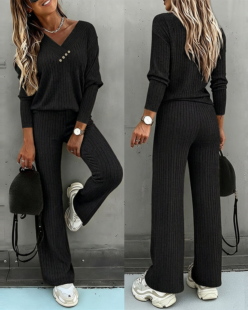 Frauen Rippstrick Lounge Set mit V-Ausschnitt Top und Hose