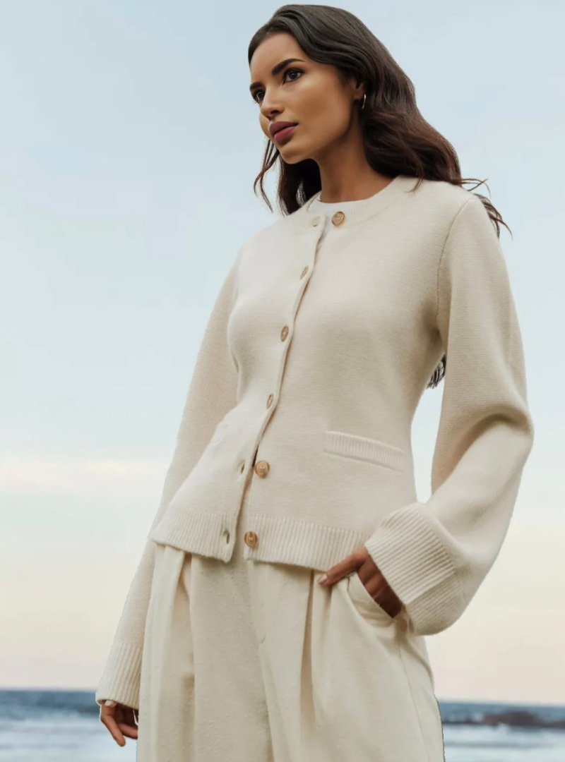 Alice - Elegant Cardigan