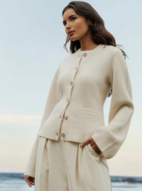 Alice - Elegant Cardigan