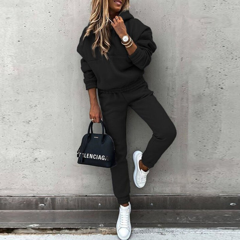 Modisches Damen Jogging-Set: Bequemer Komfort für einen modernen Freizeitstil