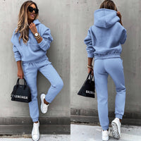 Modisches Damen Jogging-Set: Bequemer Komfort für einen modernen Freizeitstil