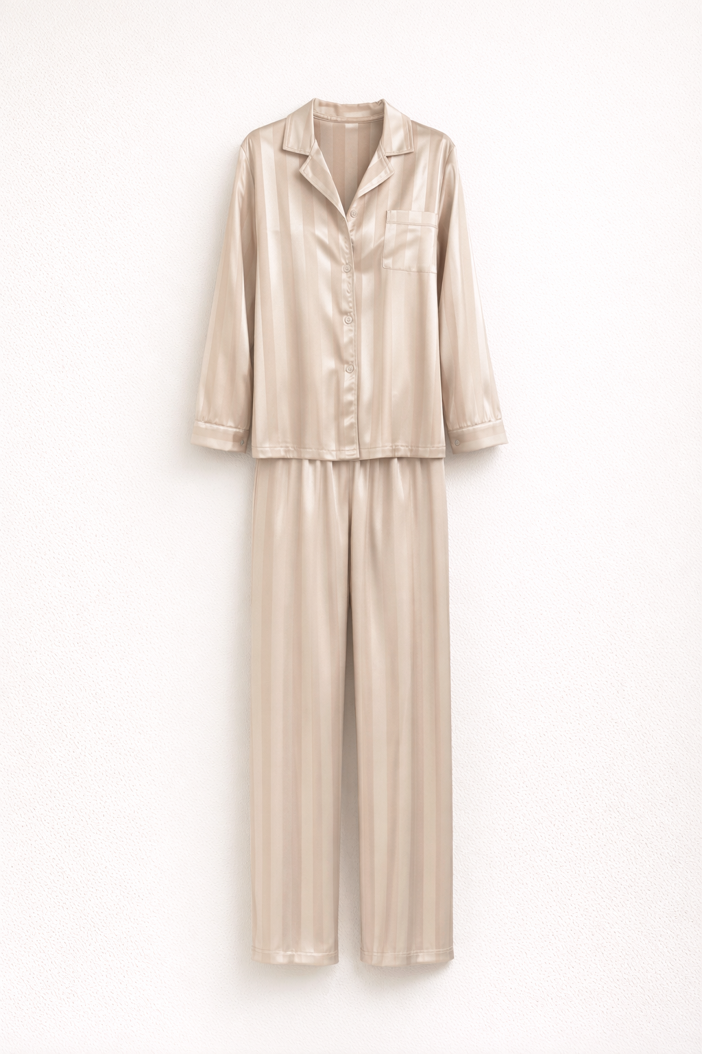 Elegantes Satin-Lounge-Set für Damen mit Knopfleiste und bequemen Hosen