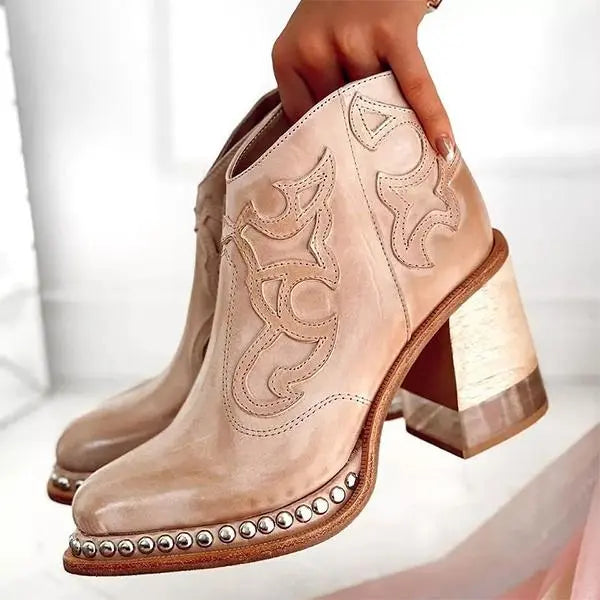 Sue - Norwich bestickte Lederstiefel