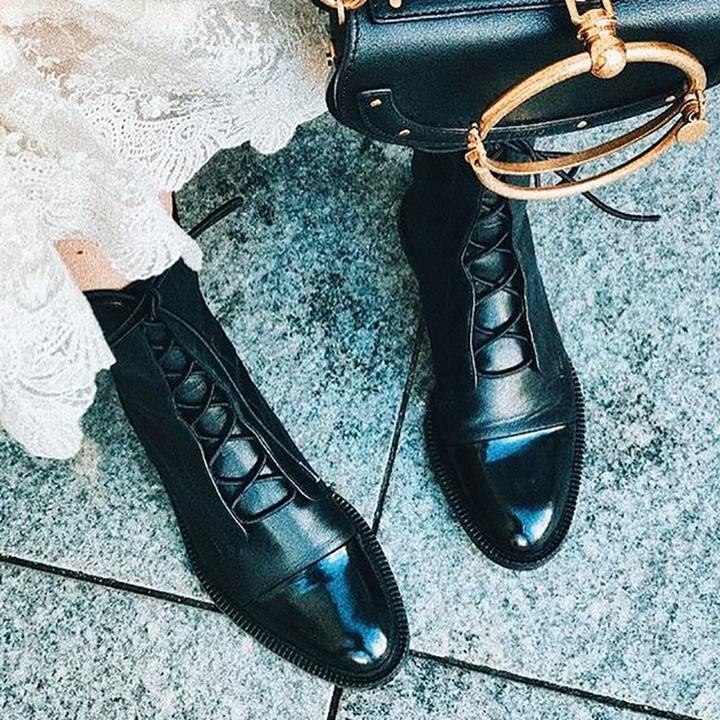 Joan - Klassische Stiefel