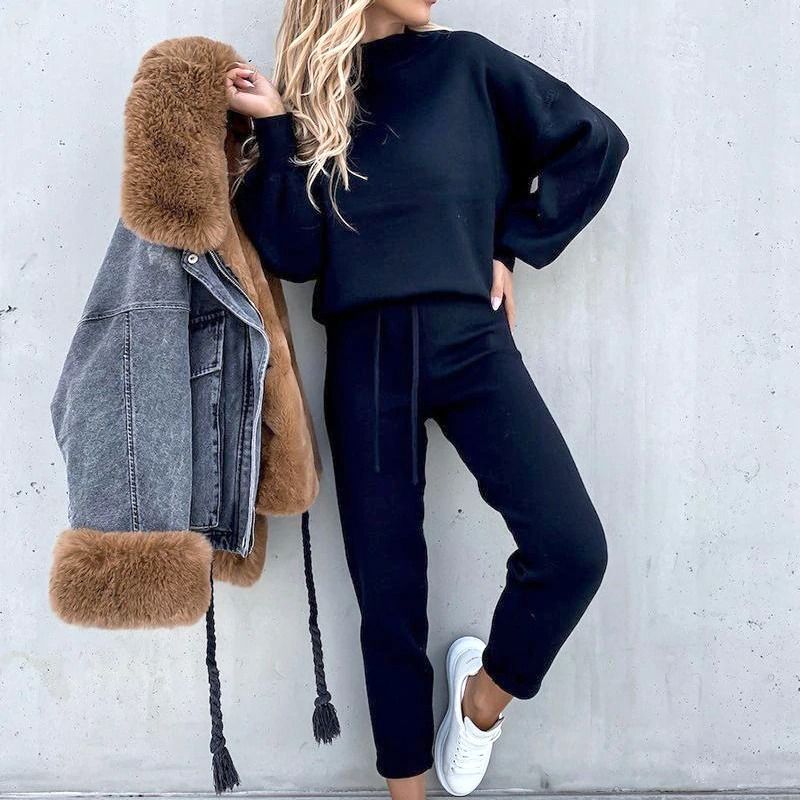 Bequemes Zweiteiliges Lounge-Set