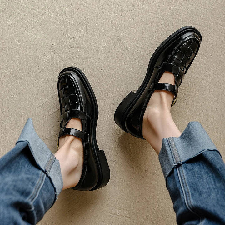 Lumerra - Retro Mary Jane Flats
