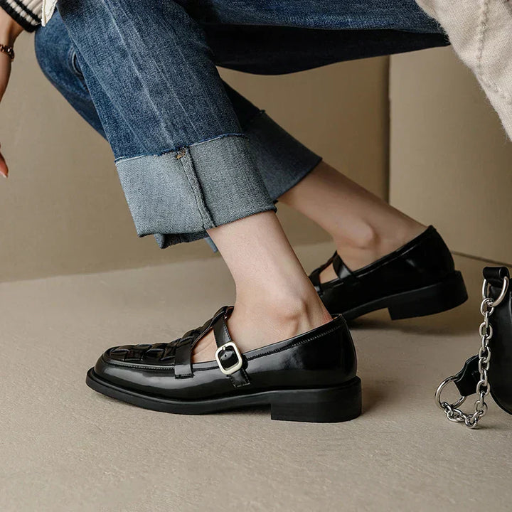 Lumerra - Retro Mary Jane Flats