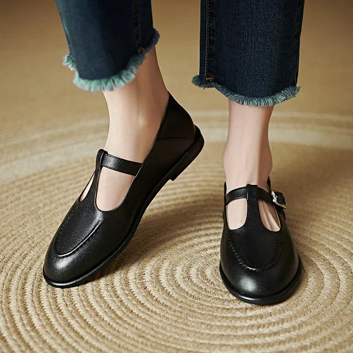 Agatha - Mary Jane Pumps