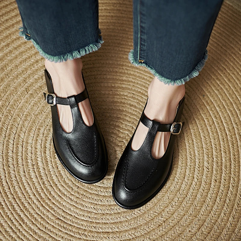 Agatha - Mary Jane Pumps