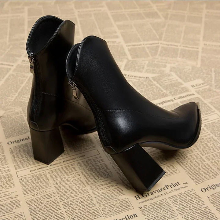 Michaela - Stiefel mit Chromspitze