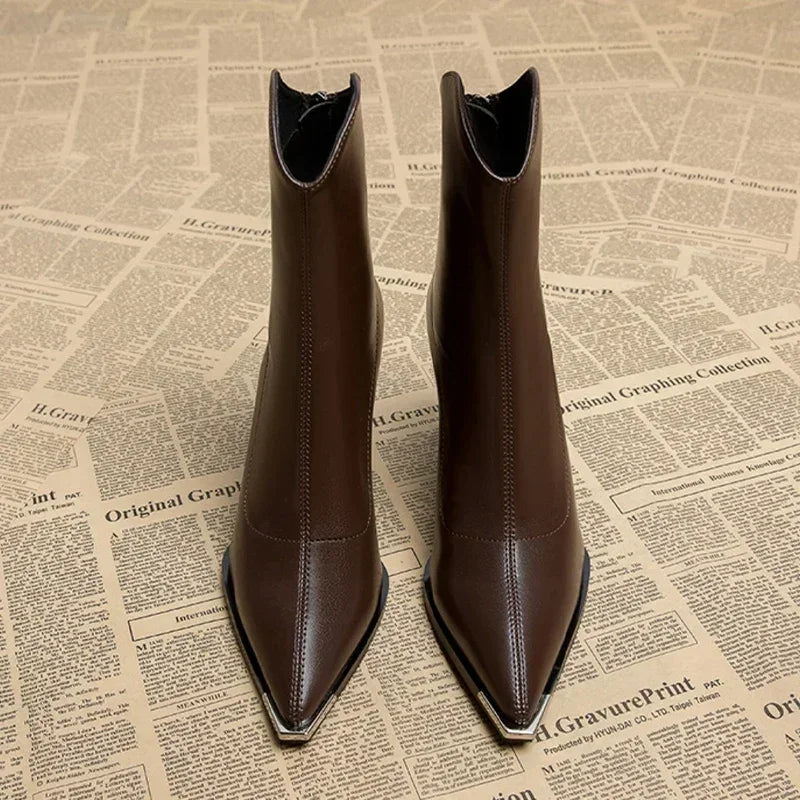 Michaela - Stiefel mit Chromspitze