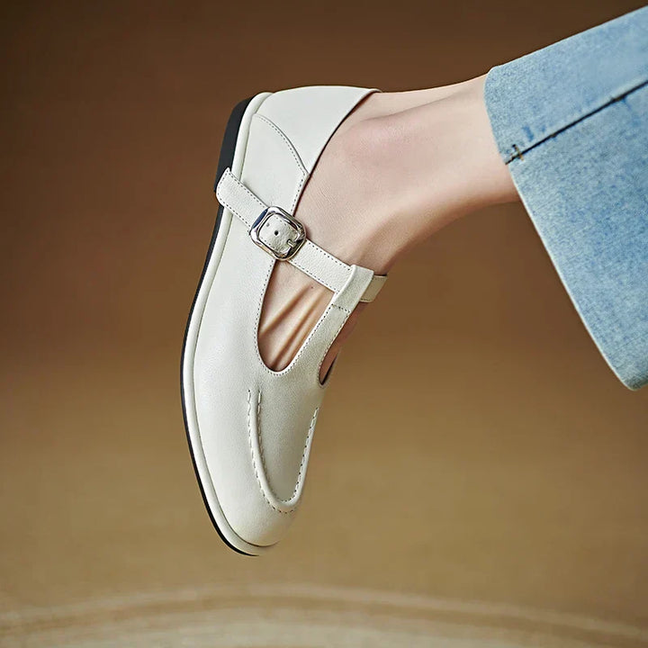 Agatha - Mary Jane Pumps