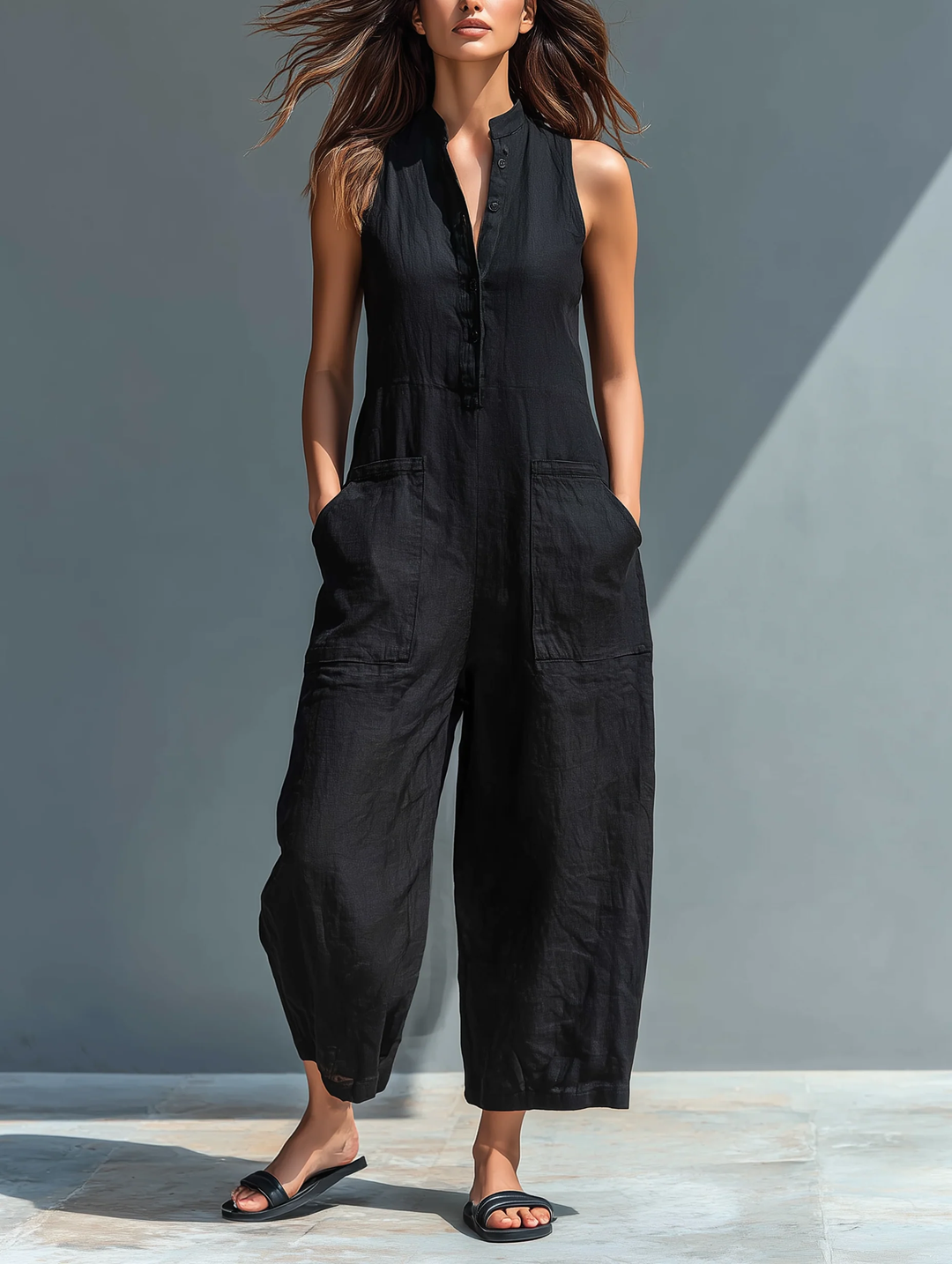 Lotte - Ärmelloser minimalistischer Jumpsuit