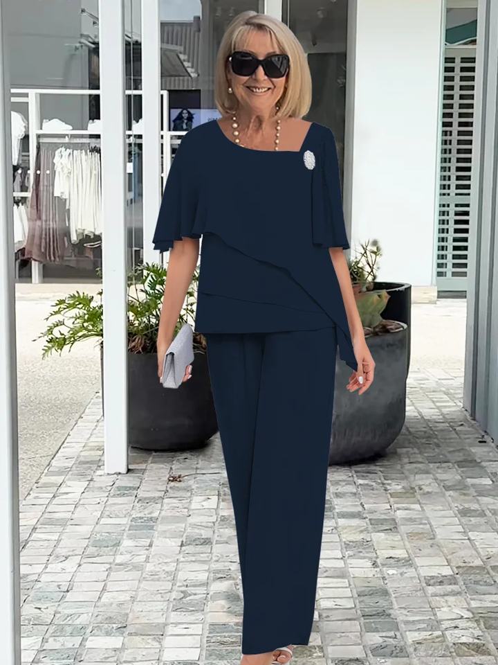 Stilvolles Damen-Set: Lagen-Tunika und weite Hosen