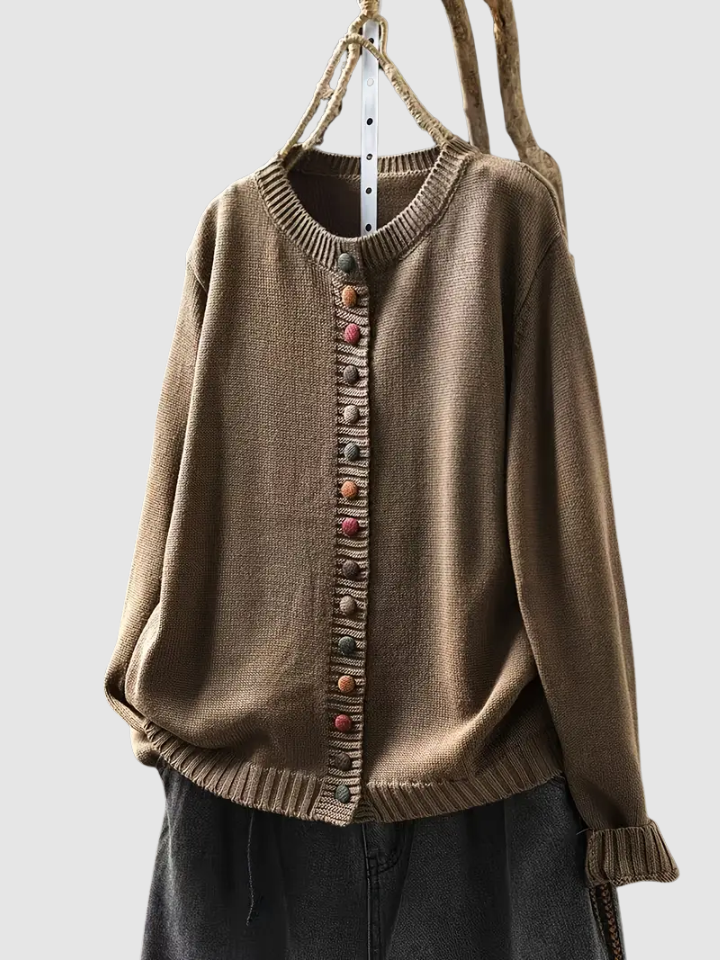Almhild | Damen Rundhals Strickjacke mit Knöpfen