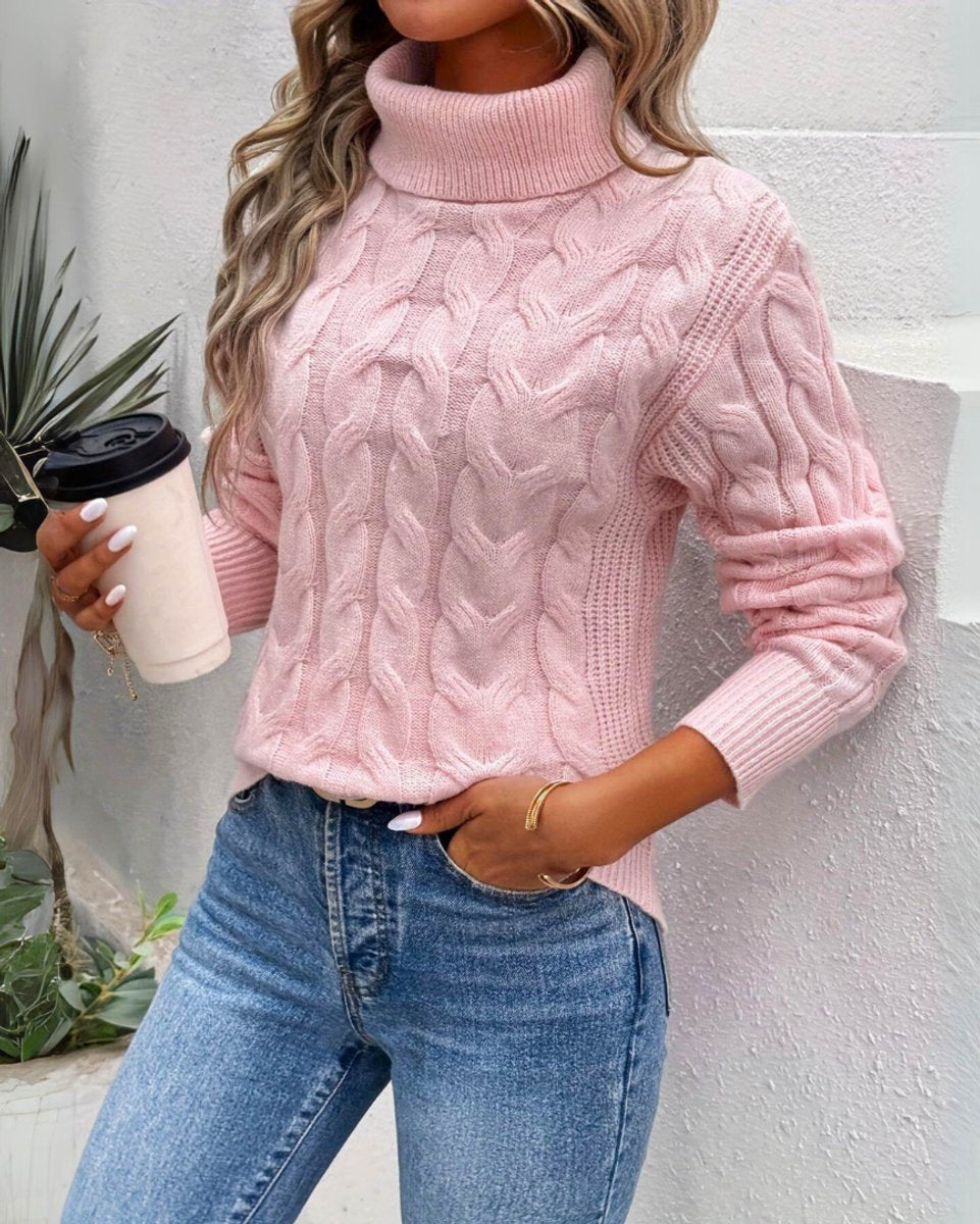 Evelina | Zeitloser eleganter Rollkragenpullover im Kabelstrickdesign