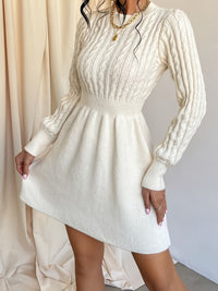 Frederike | Damen Mini Strickkleid mit Zopfmuster