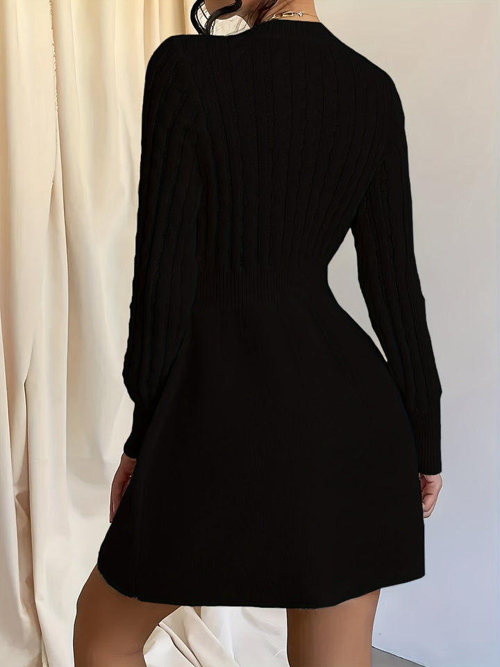 Frederike | Damen Mini Strickkleid mit Zopfmuster
