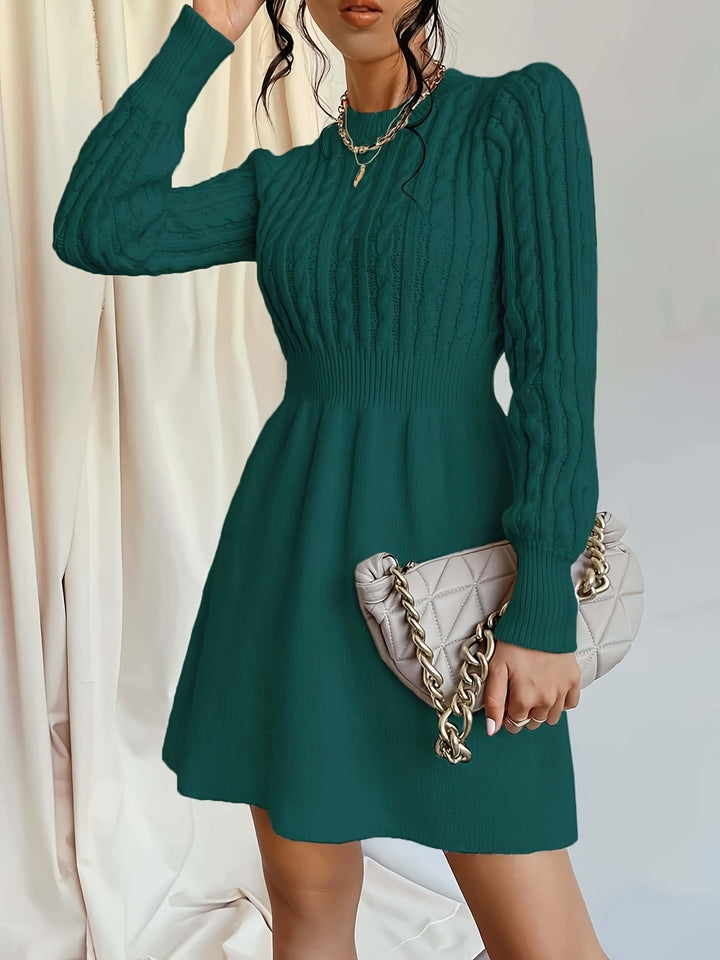 Frederike | Damen Mini Strickkleid mit Zopfmuster
