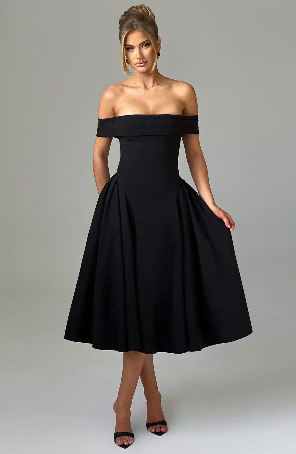Nyx - Mühelos elegantes Midikleid