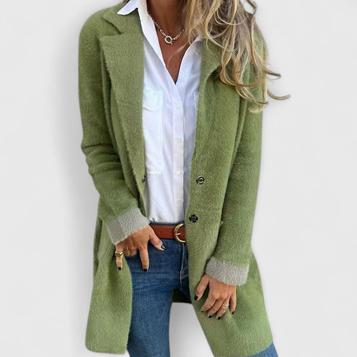 Ragnhildr | Damen Lange Strickjacke mit Knopfverschluss