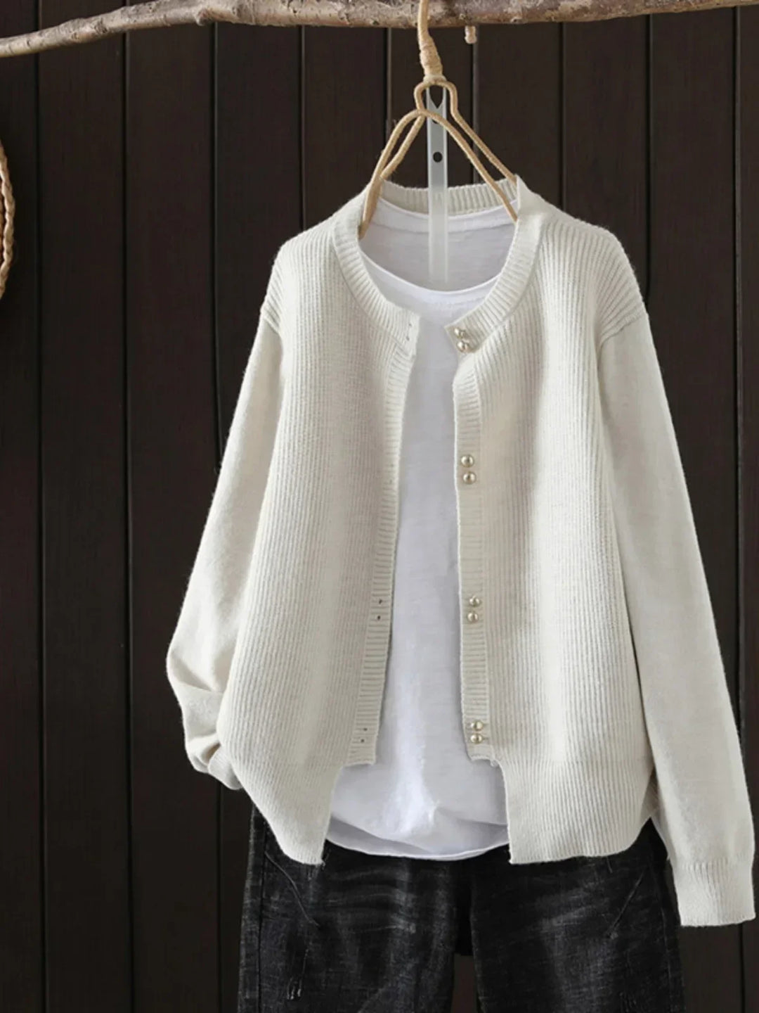 Solvara | Graue Damen Strickjacke mit Knöpfen