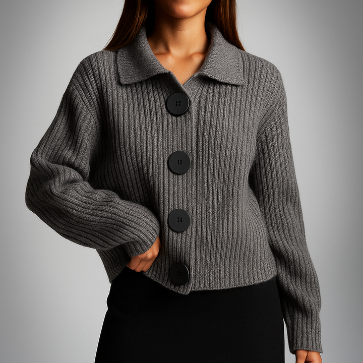 Thordena | Damen Oversized Strickjacke mit Knopfdetails