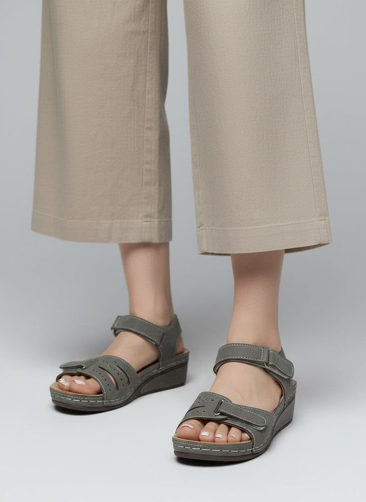 Ute - Bequeme Damen-Sandalen