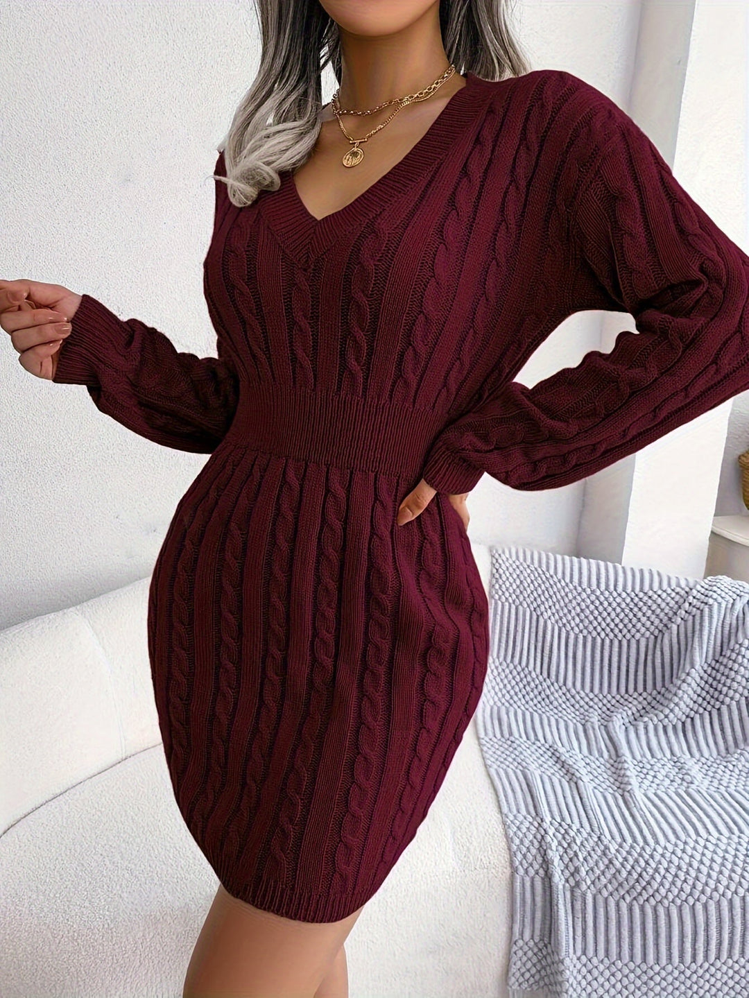 Veldra | Damen Peplum Strickkleid mit Zopfmuster