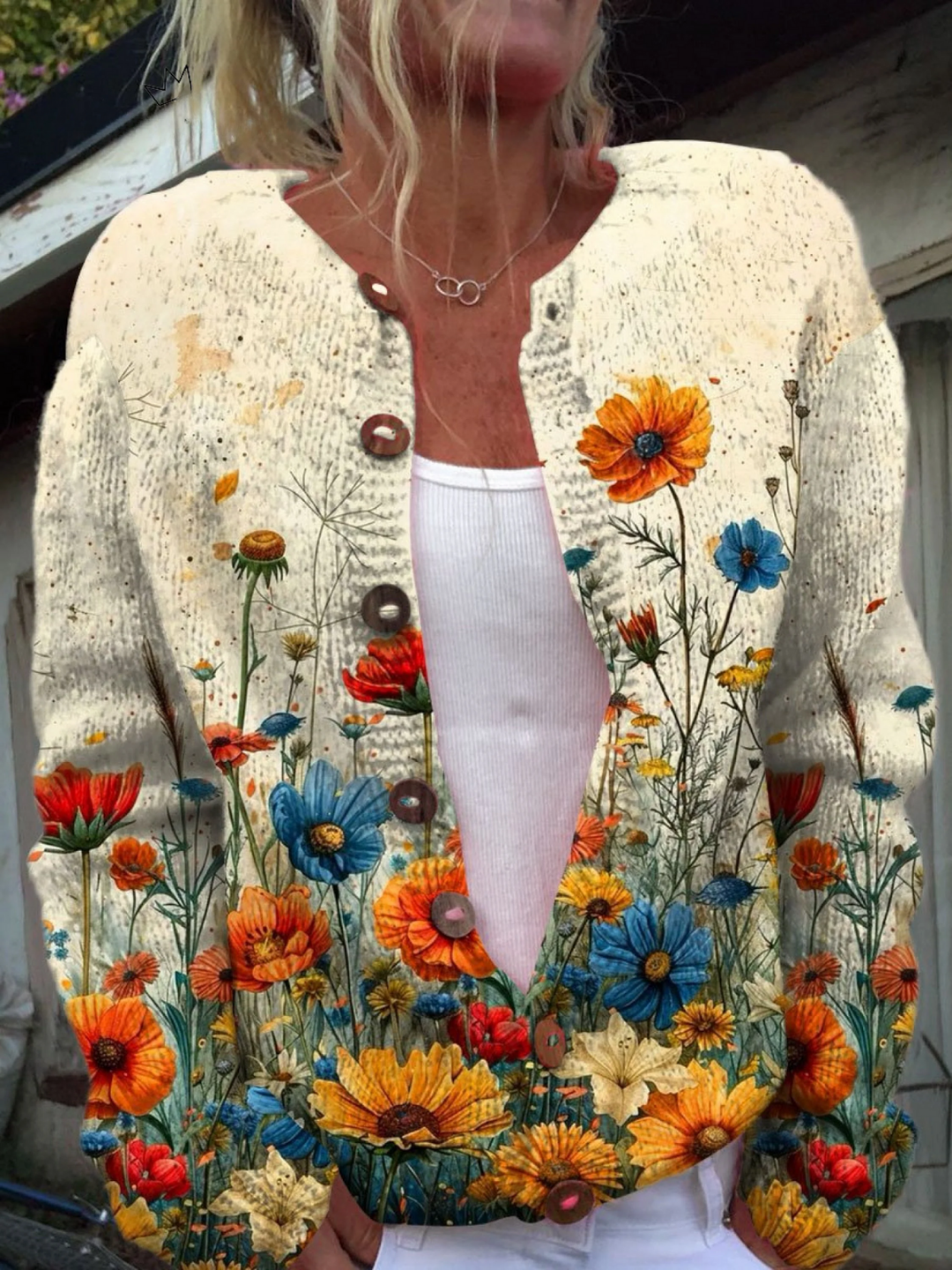 Wiltje | Damen Strickjacke mit Blumenmuster und Knöpfen