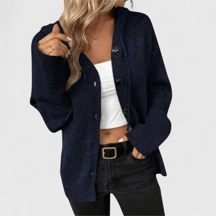 Wiltrud | Oversized Damen Strickjacke mit Knöpfen