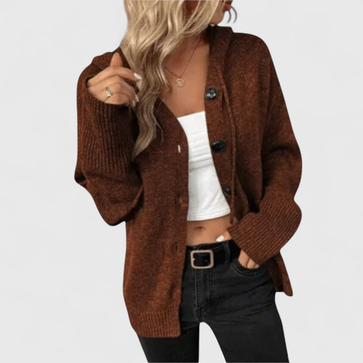 Wiltrud | Oversized Damen Strickjacke mit Knöpfen